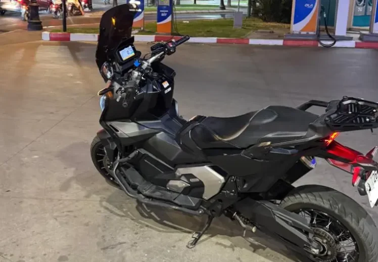 Xadv-750-noir Xadv-750-noir